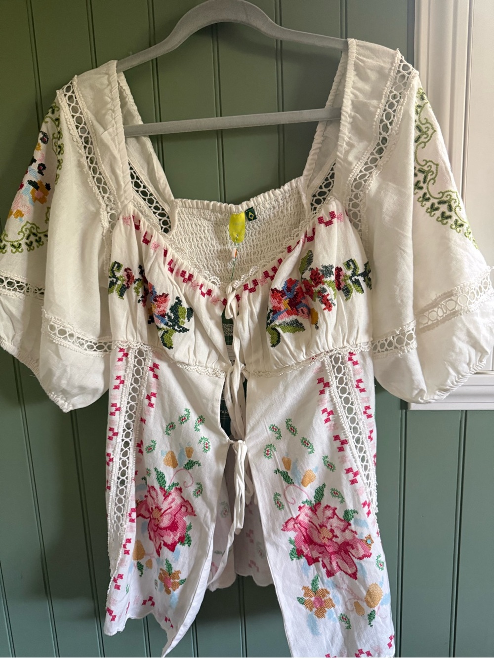 Farm Rio Embroidered White Top - Picture 3 of 6